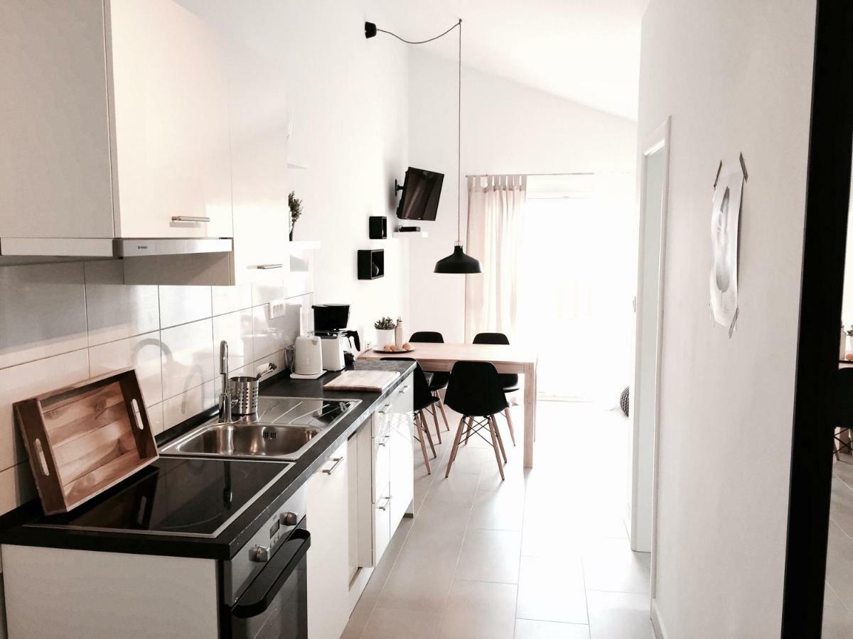 Apartmani Zivaljic Trogir Luaran gambar